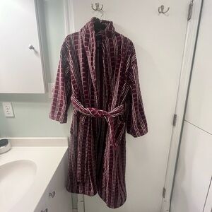 HOMMEY Robe - Blackberry